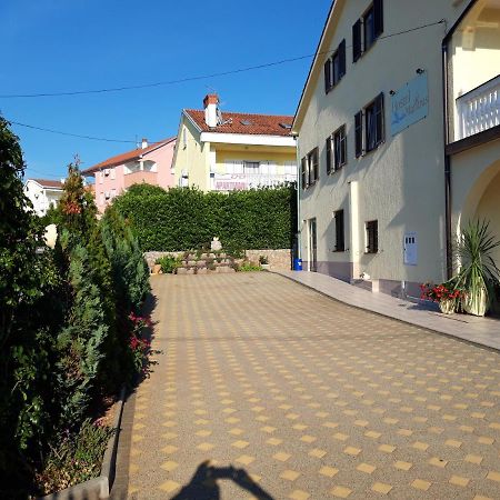 Hostel Marinus Sveti Vid-Miholjice Zewnętrze zdjęcie